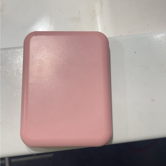 Pink pocket sized LED mirror - Picture 4 of 4